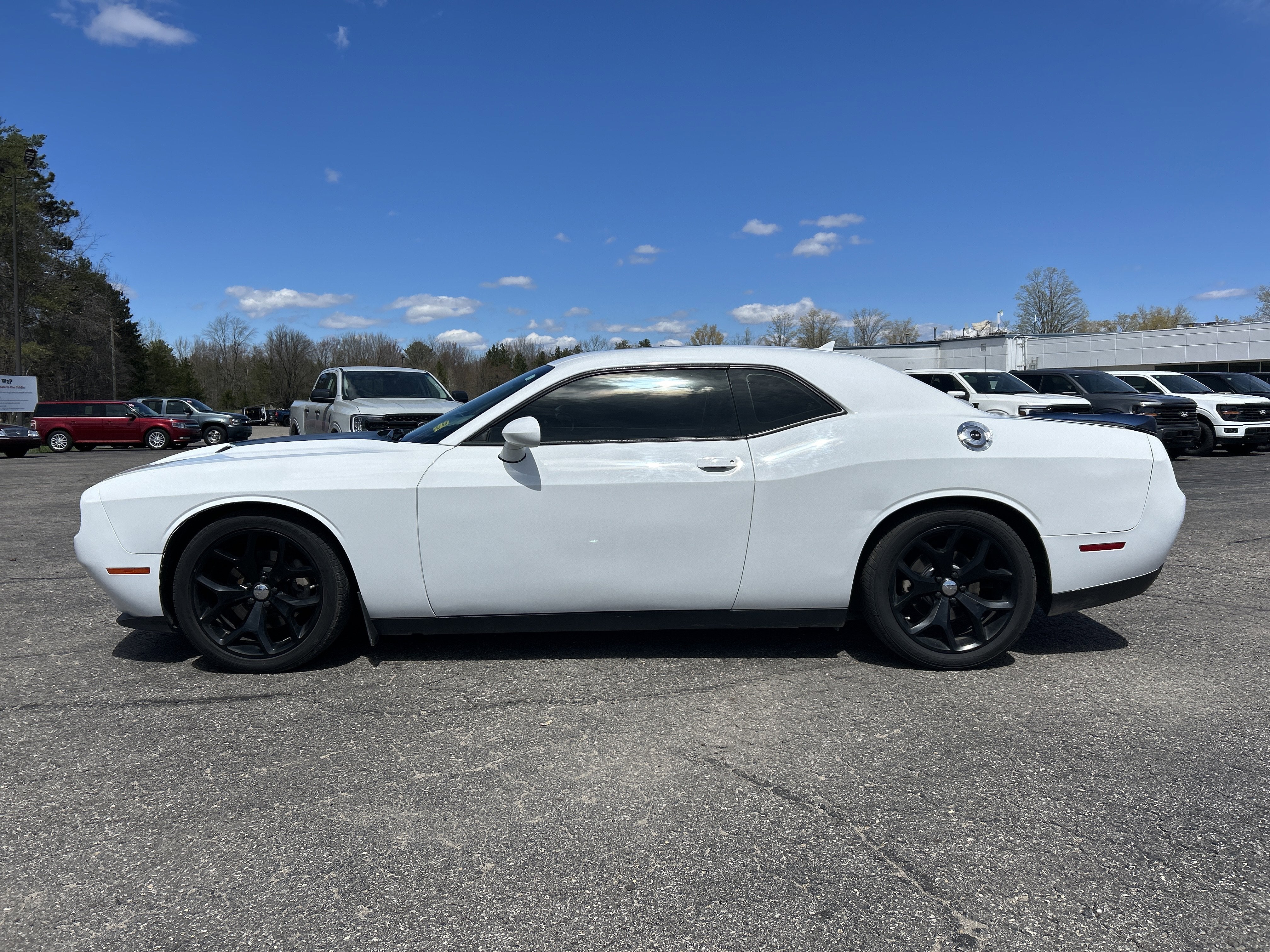 2015 Dodge Challenger SXT Plus