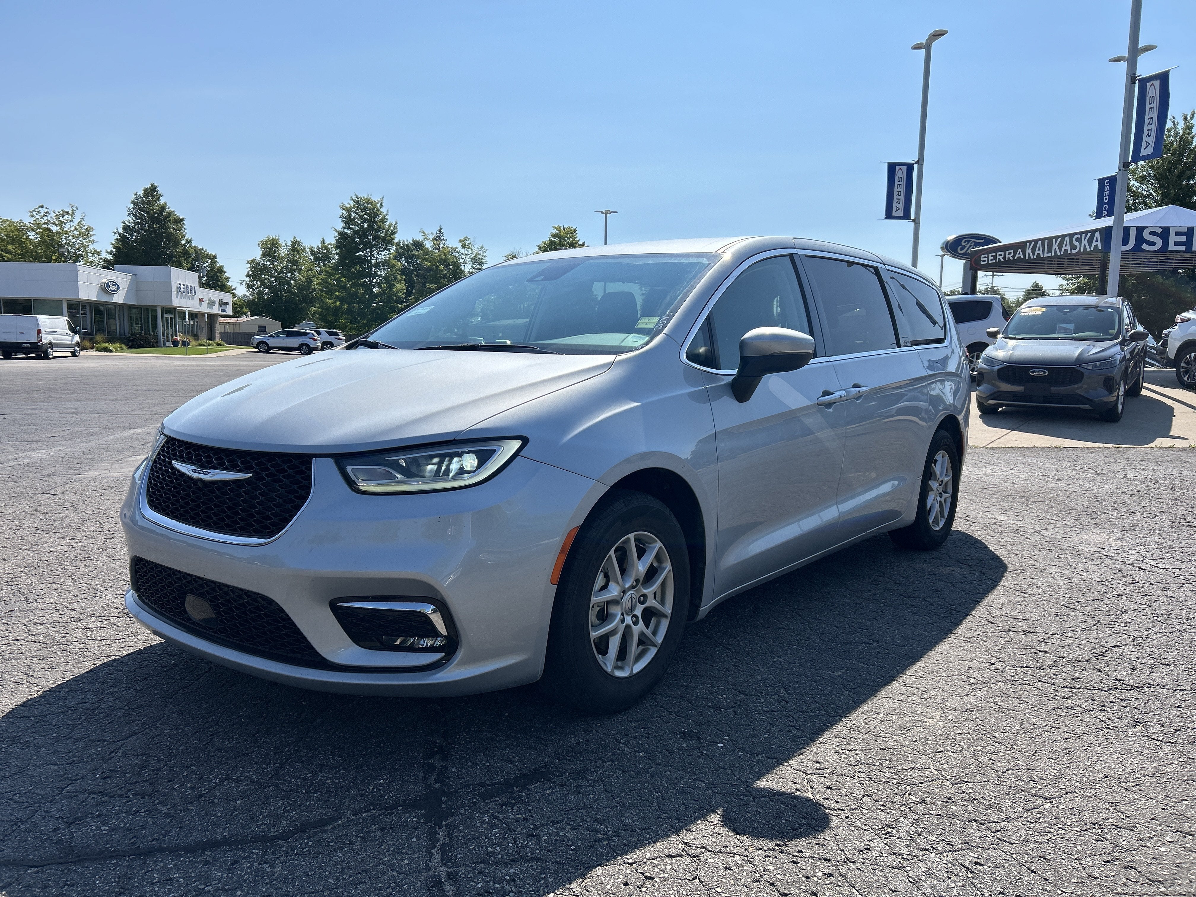 2023 Chrysler Pacifica Touring L