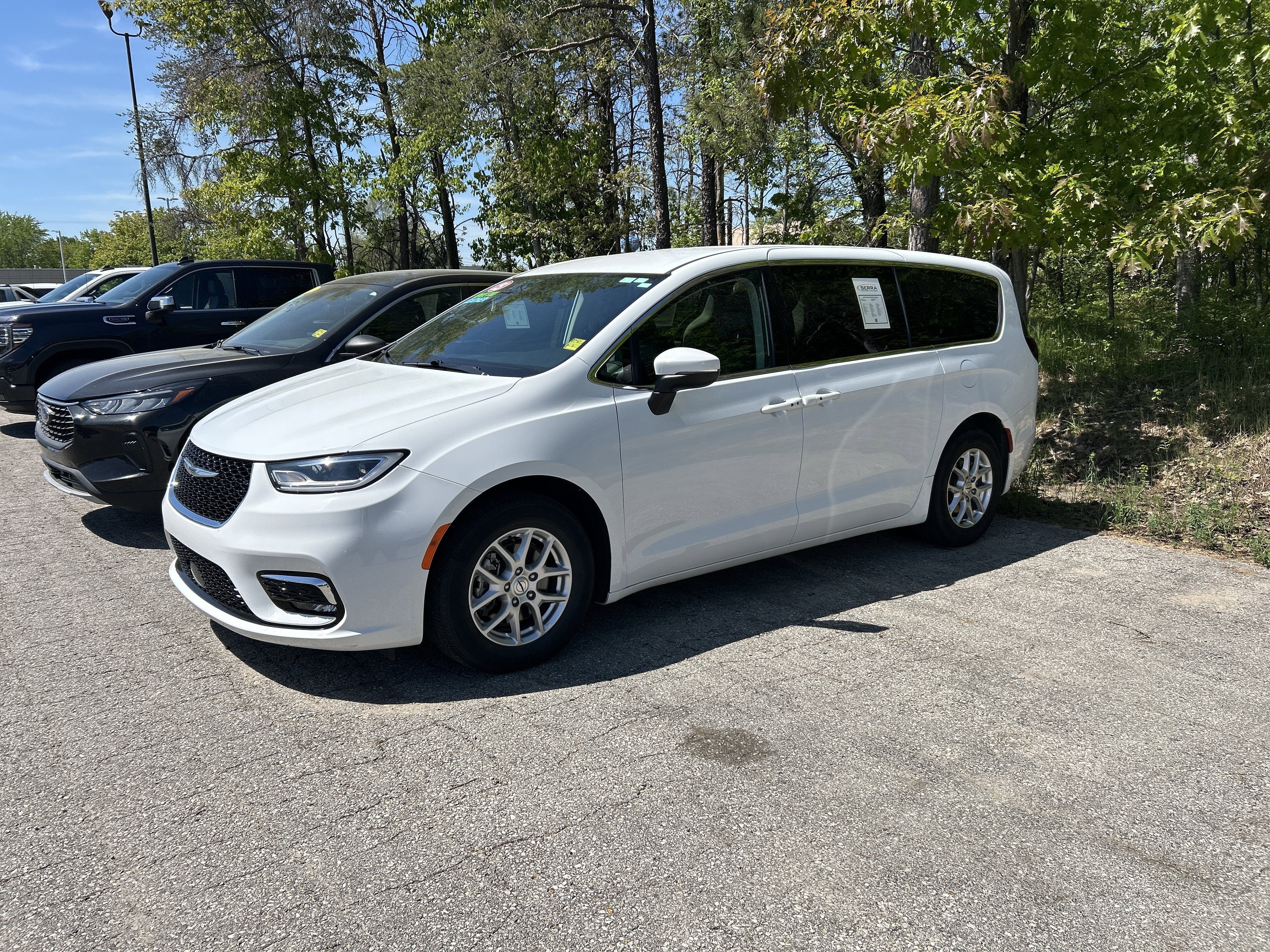 2023 Chrysler Pacifica Touring L