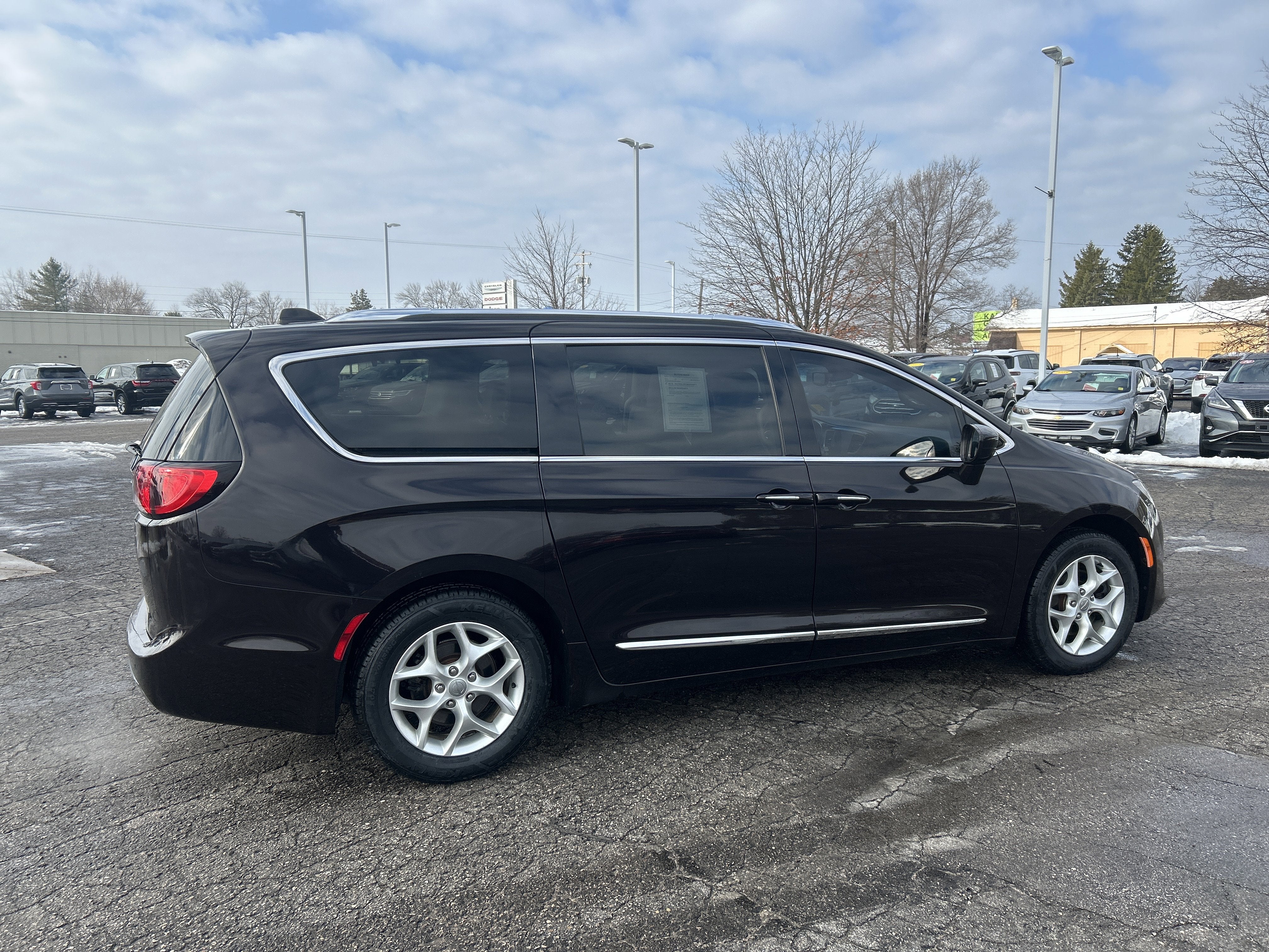 2018 Chrysler Pacifica Touring L Plus