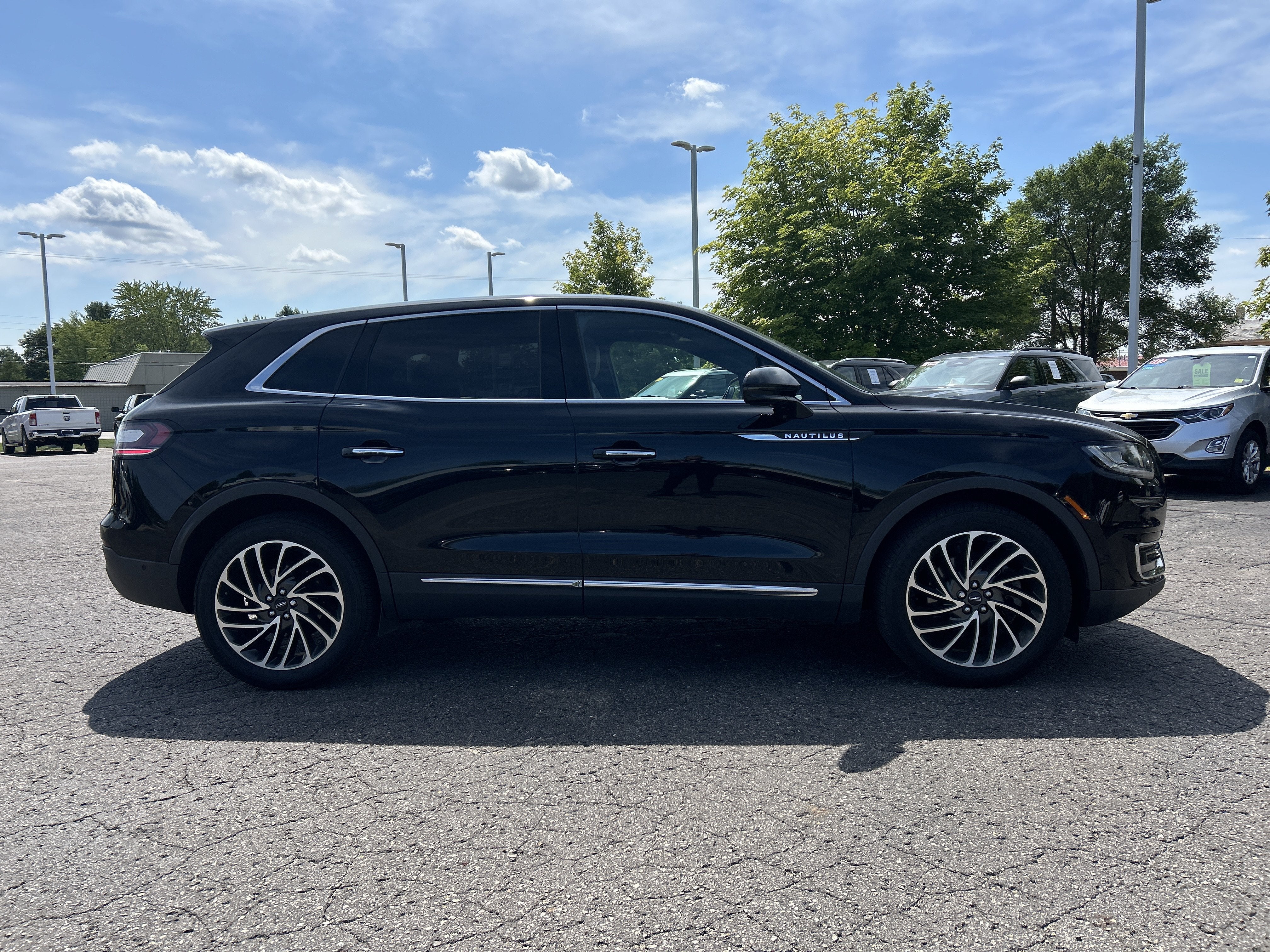 2020 Lincoln Nautilus Reserve