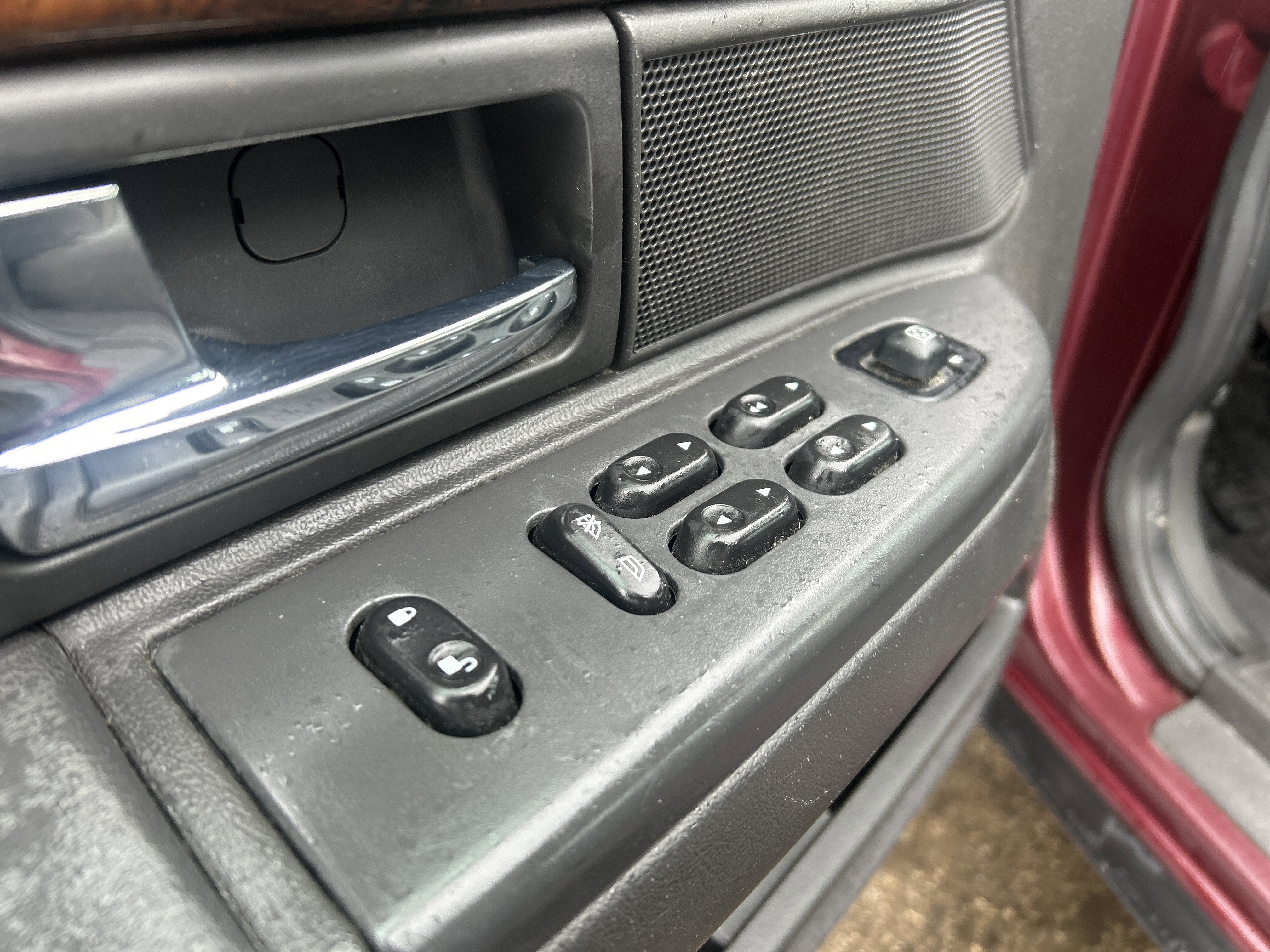 2005 Mercury Grand Marquis LS Premium