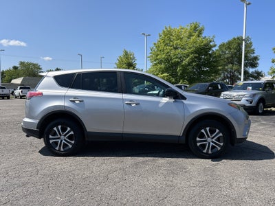 2017 Toyota RAV4 LE