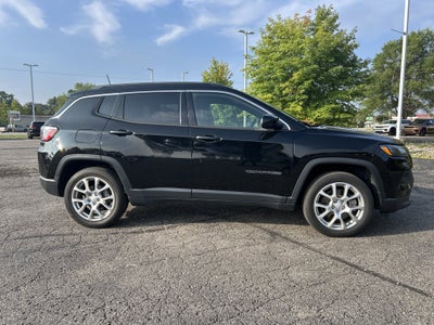 2023 Jeep Compass Latitude Lux