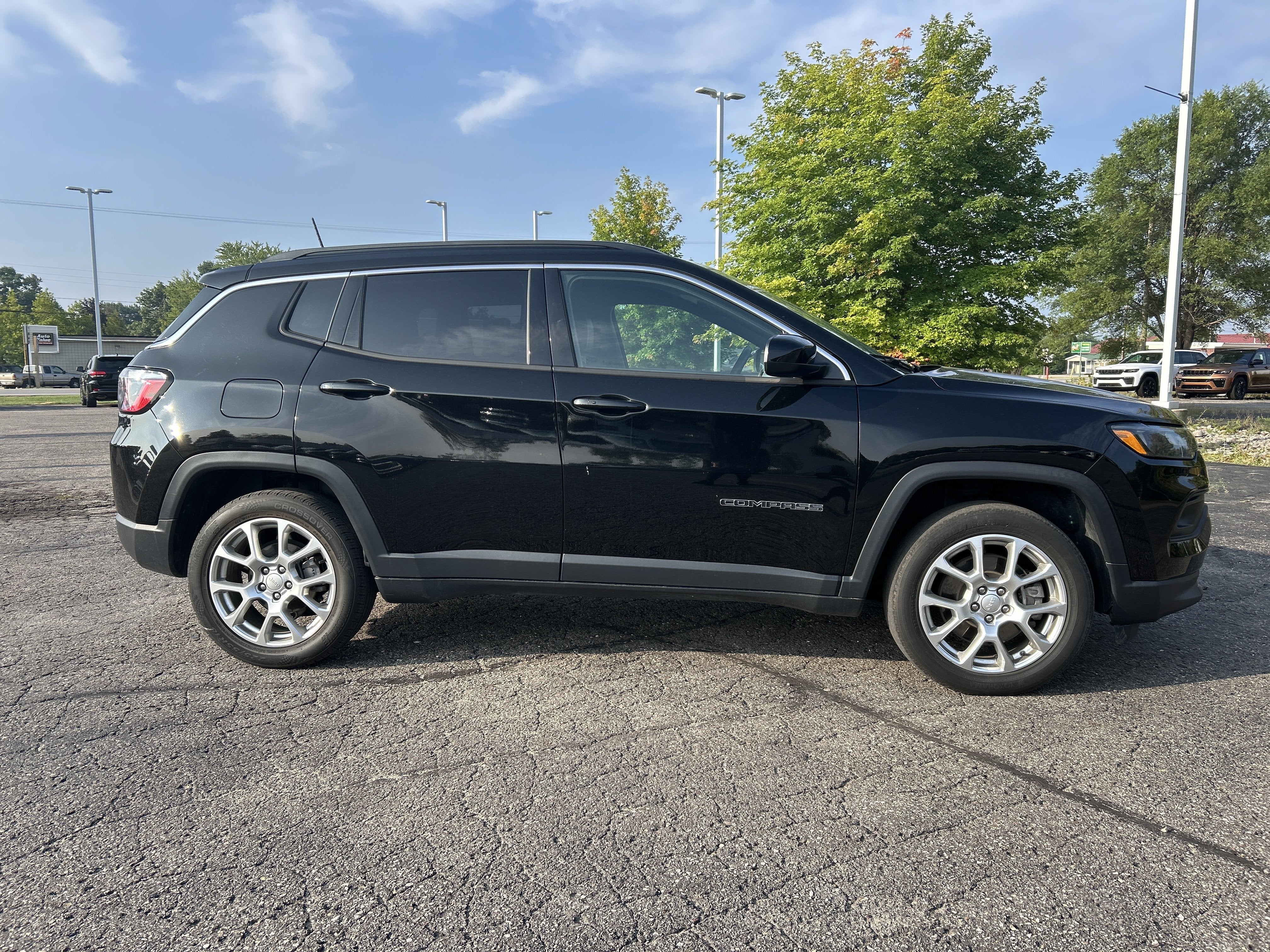 2023 Jeep Compass Latitude Lux