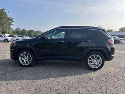 2023 Jeep Compass Latitude Lux
