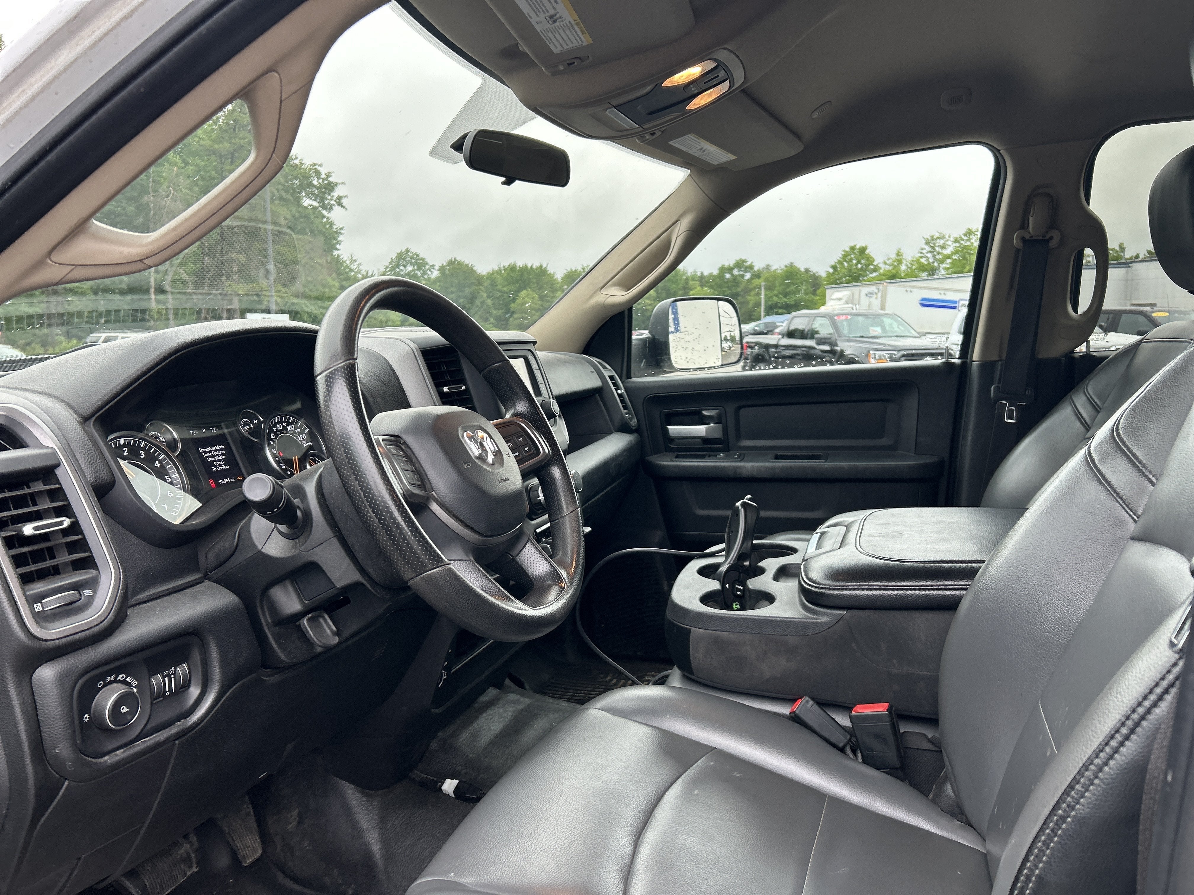 2019 RAM 2500 Tradesman Crew Cab 4x4 6'4' Box
