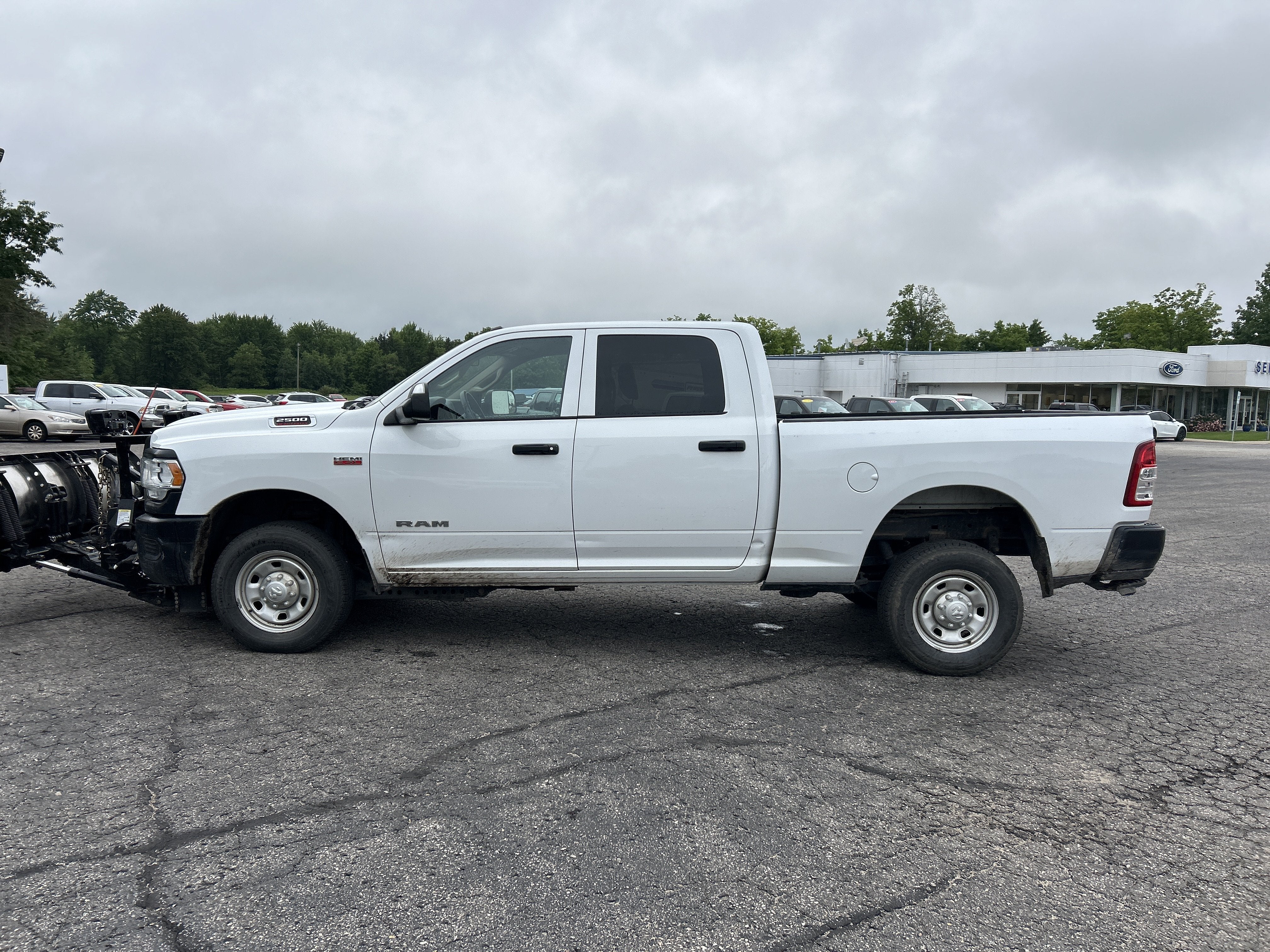 2019 RAM 2500 Tradesman Crew Cab 4x4 6'4' Box