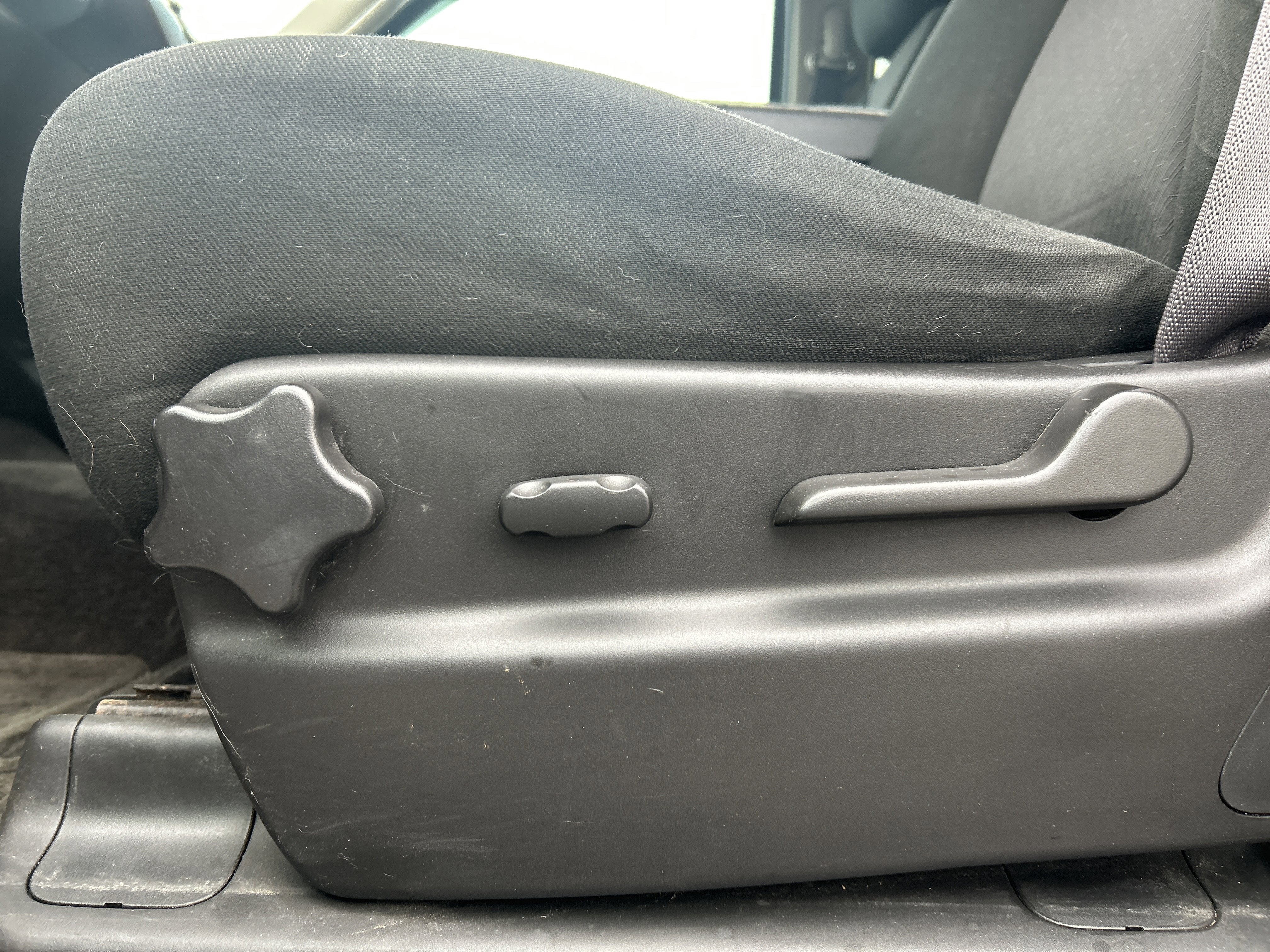 2012 Chevrolet Avalanche LS