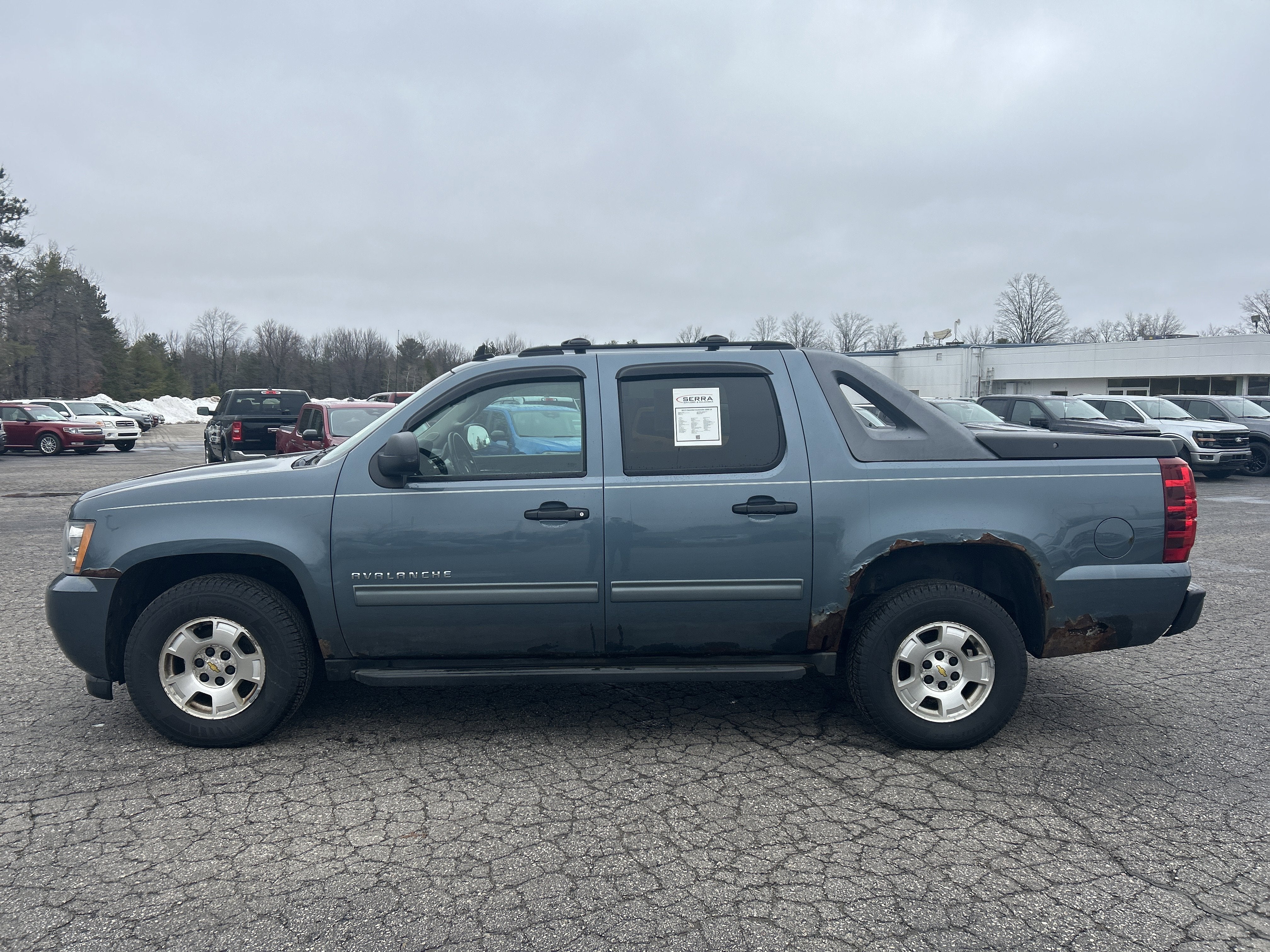 2012 Chevrolet Avalanche LS