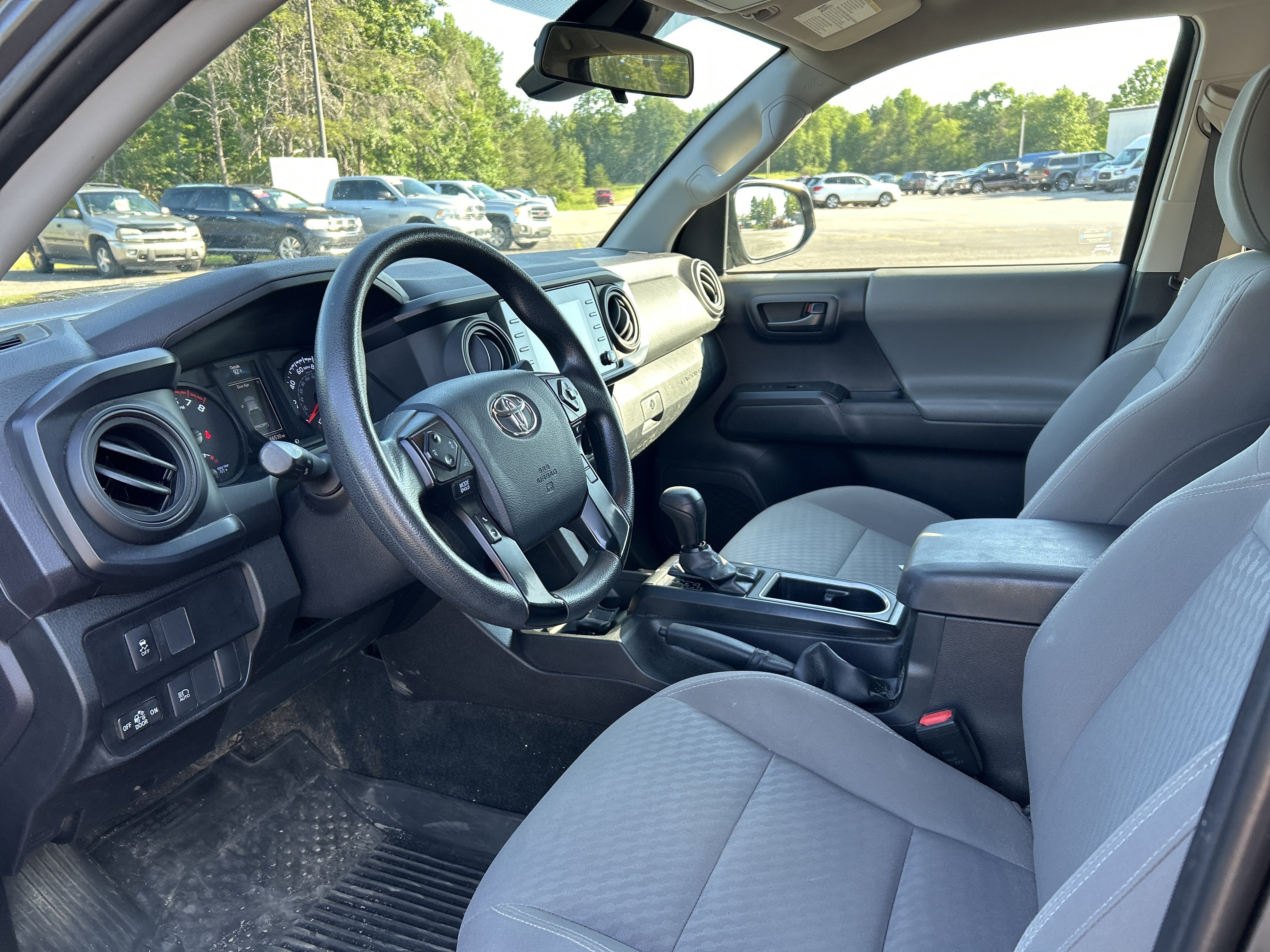 2023 Toyota Tacoma SR V6