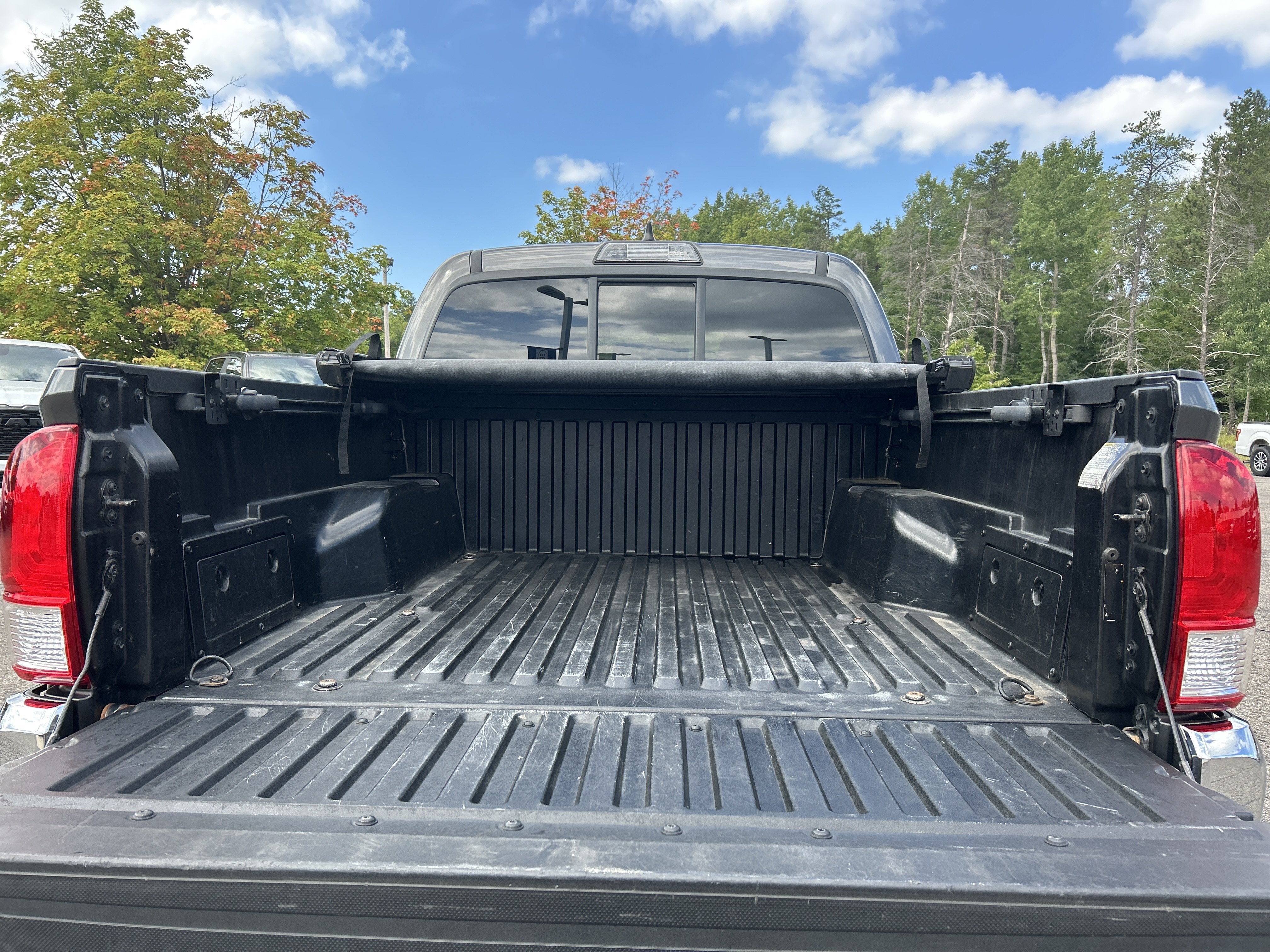 2017 Toyota Tacoma SR5 V6