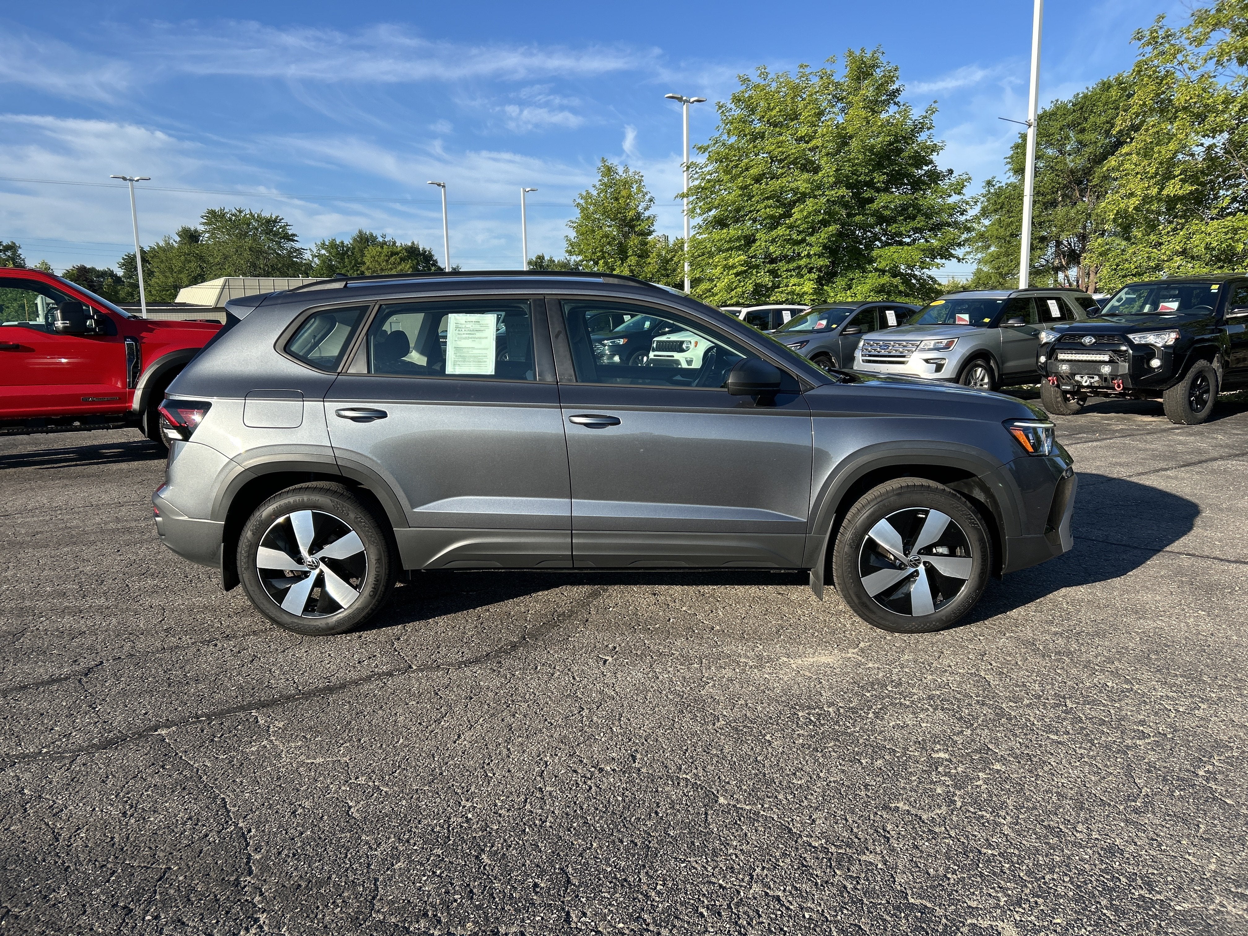 2025 Volkswagen Taos 1.5T S