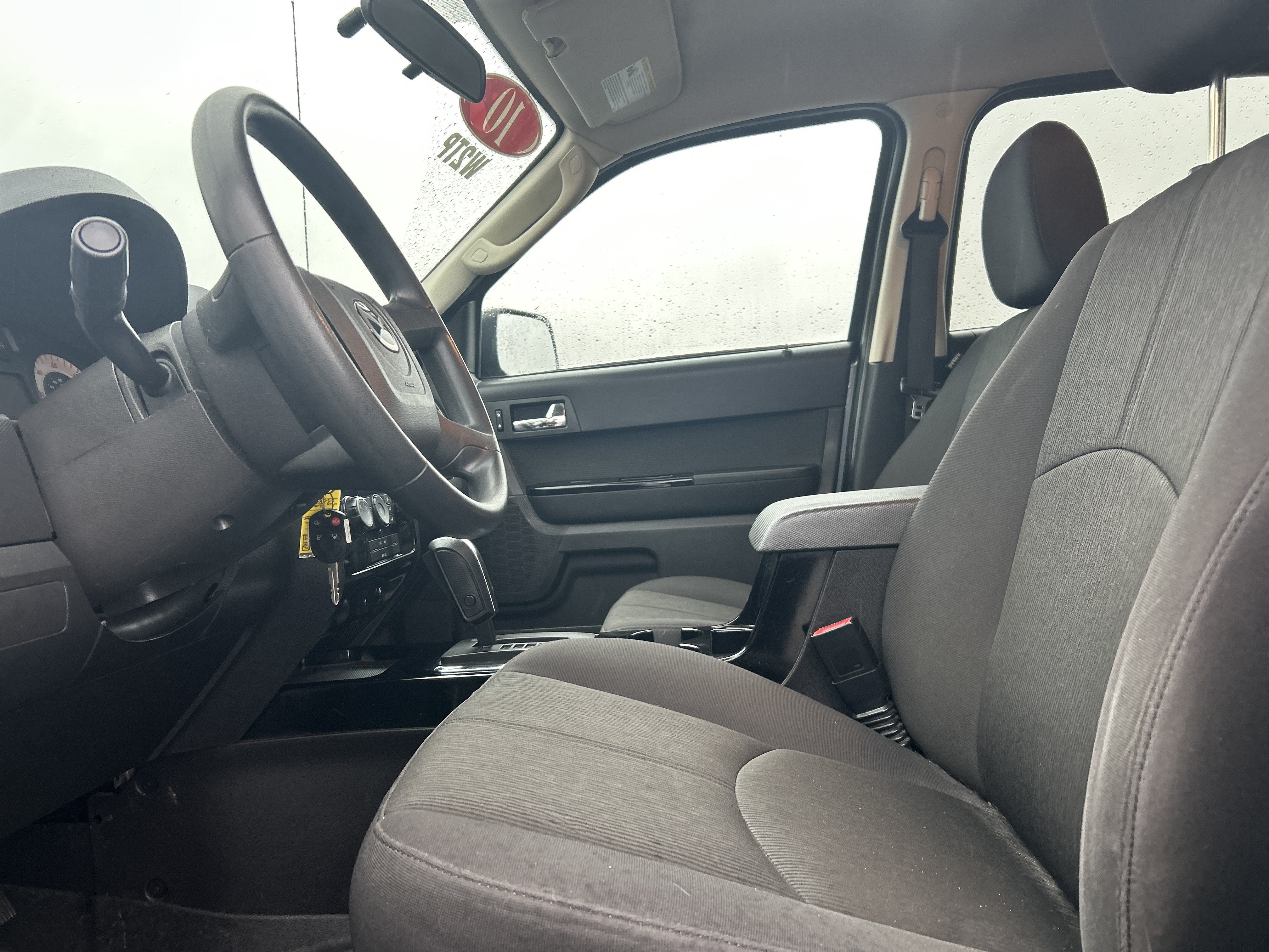 2010 Mazda Mazda Tribute i Touring