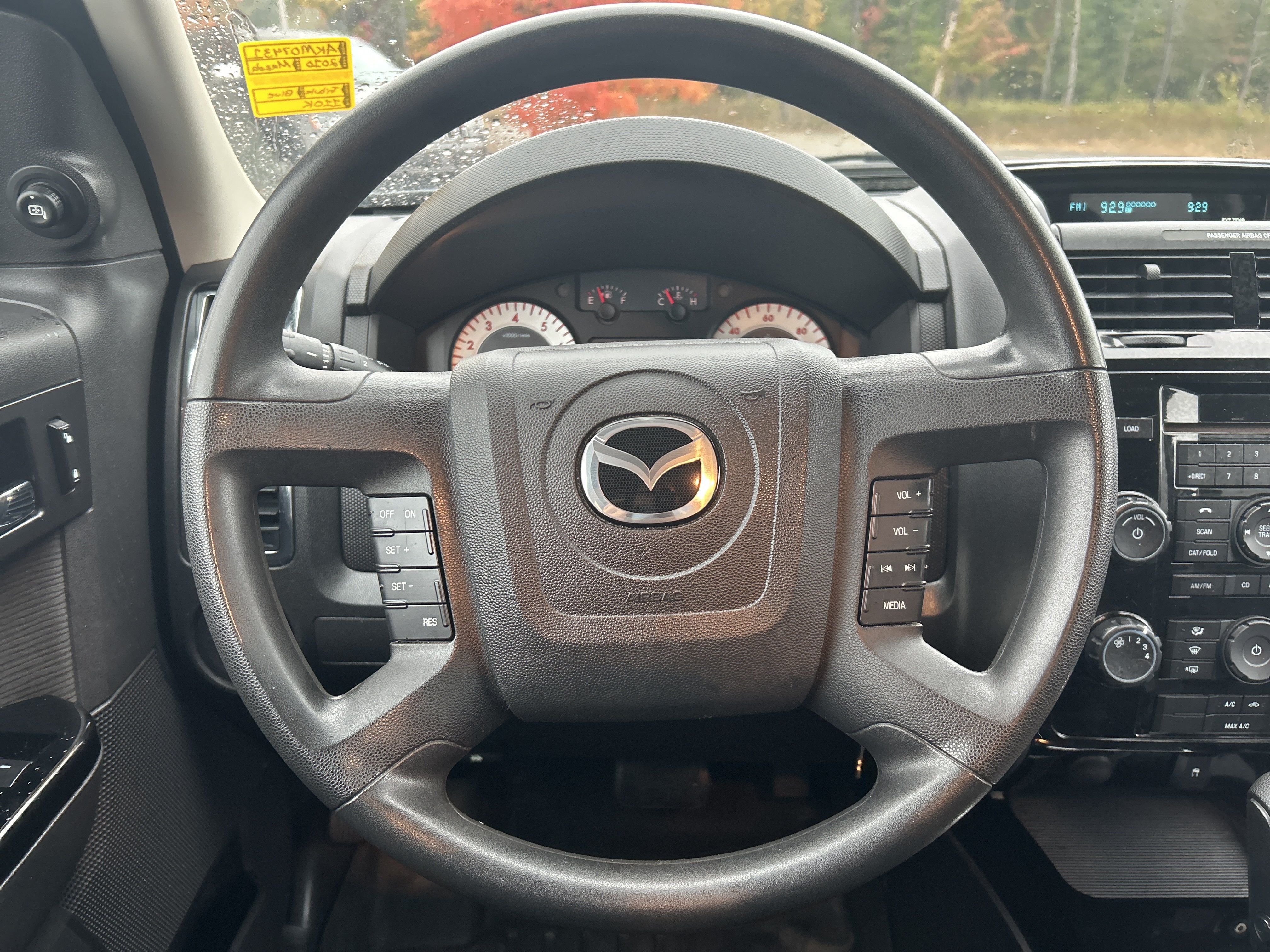 2010 Mazda Mazda Tribute i Touring