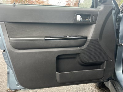 2010 Mazda Mazda Tribute i Touring