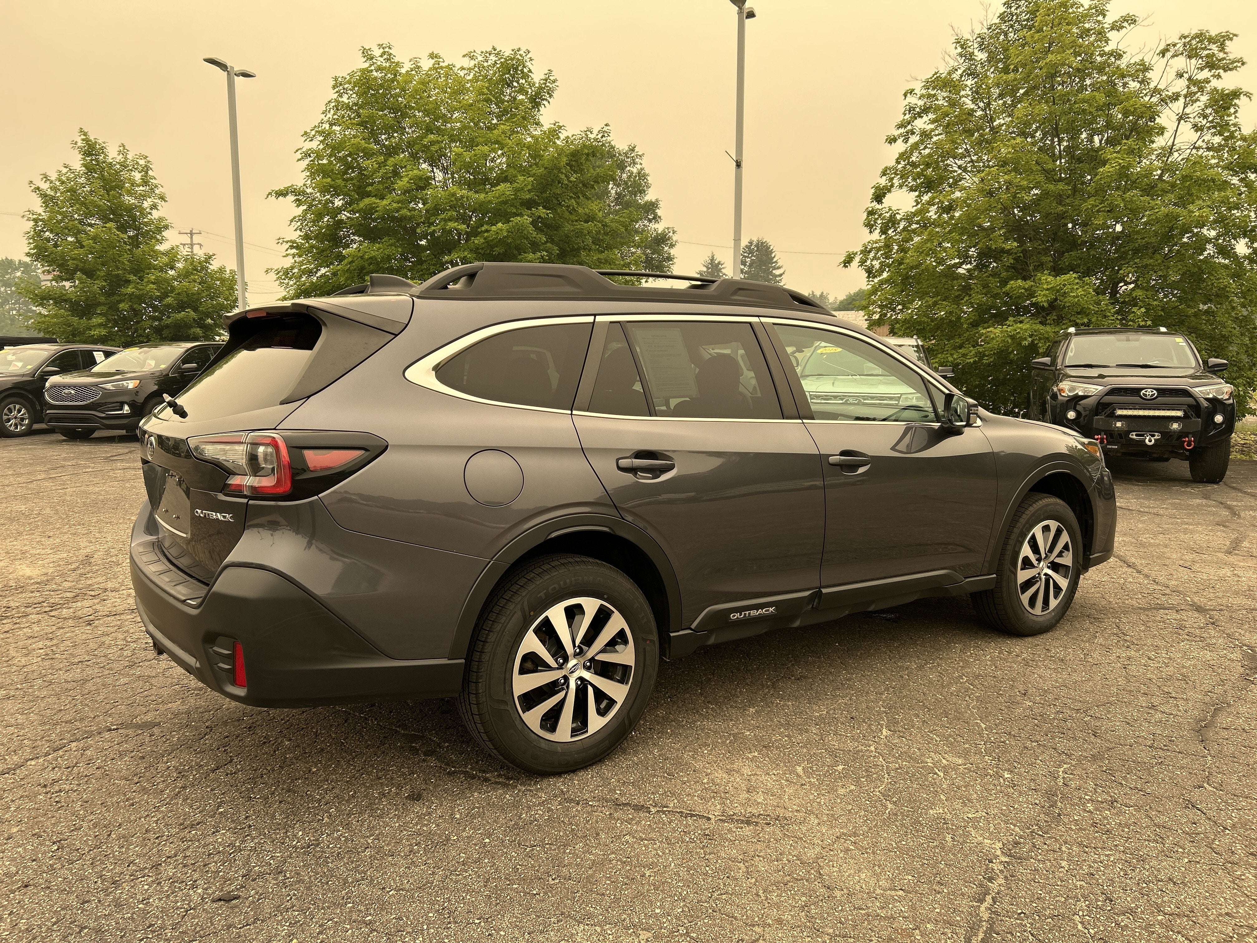 2022 Subaru Outback Premium