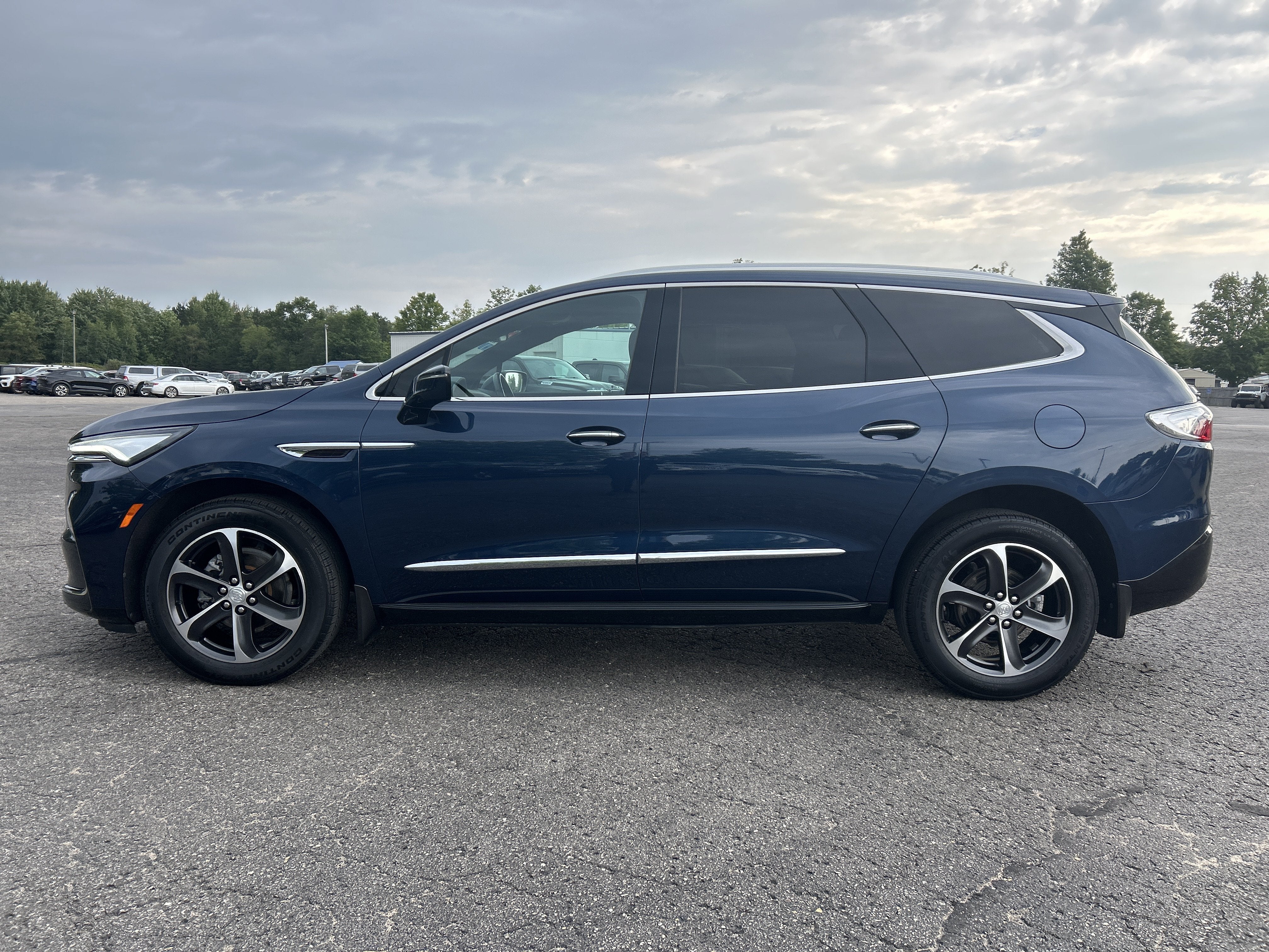 2022 Buick Enclave AWD Essence