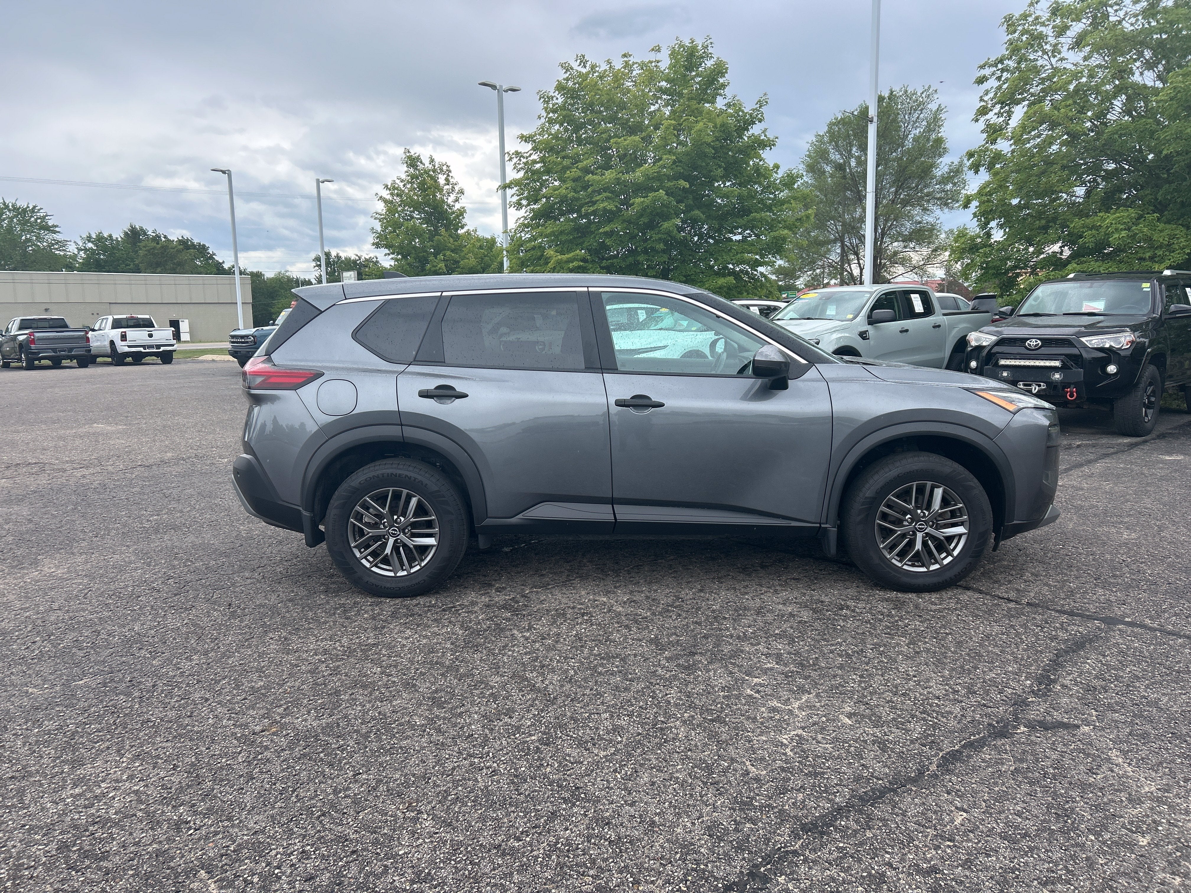 2023 Nissan Rogue S
