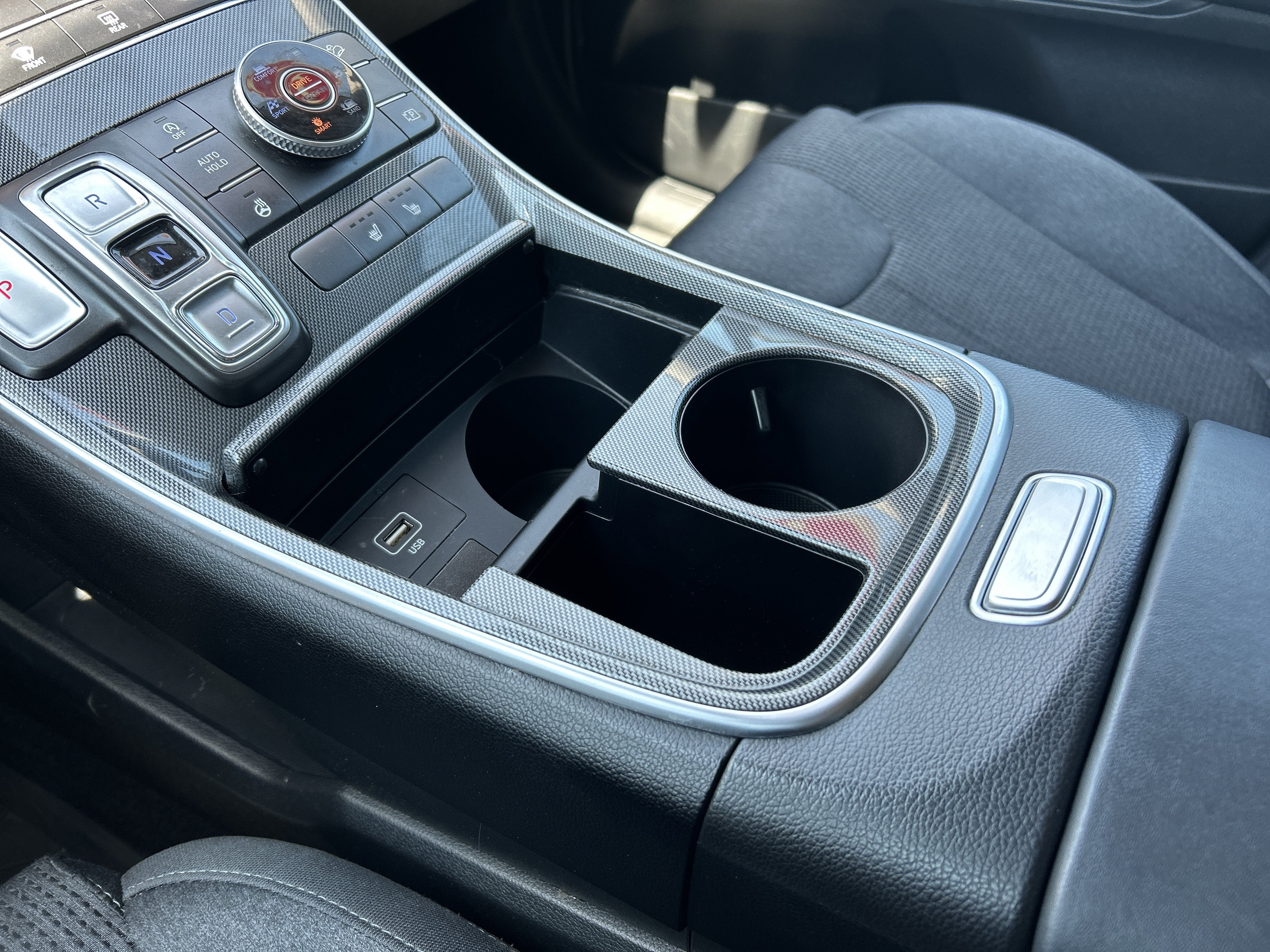 2022 Hyundai Santa Fe Essential AWD