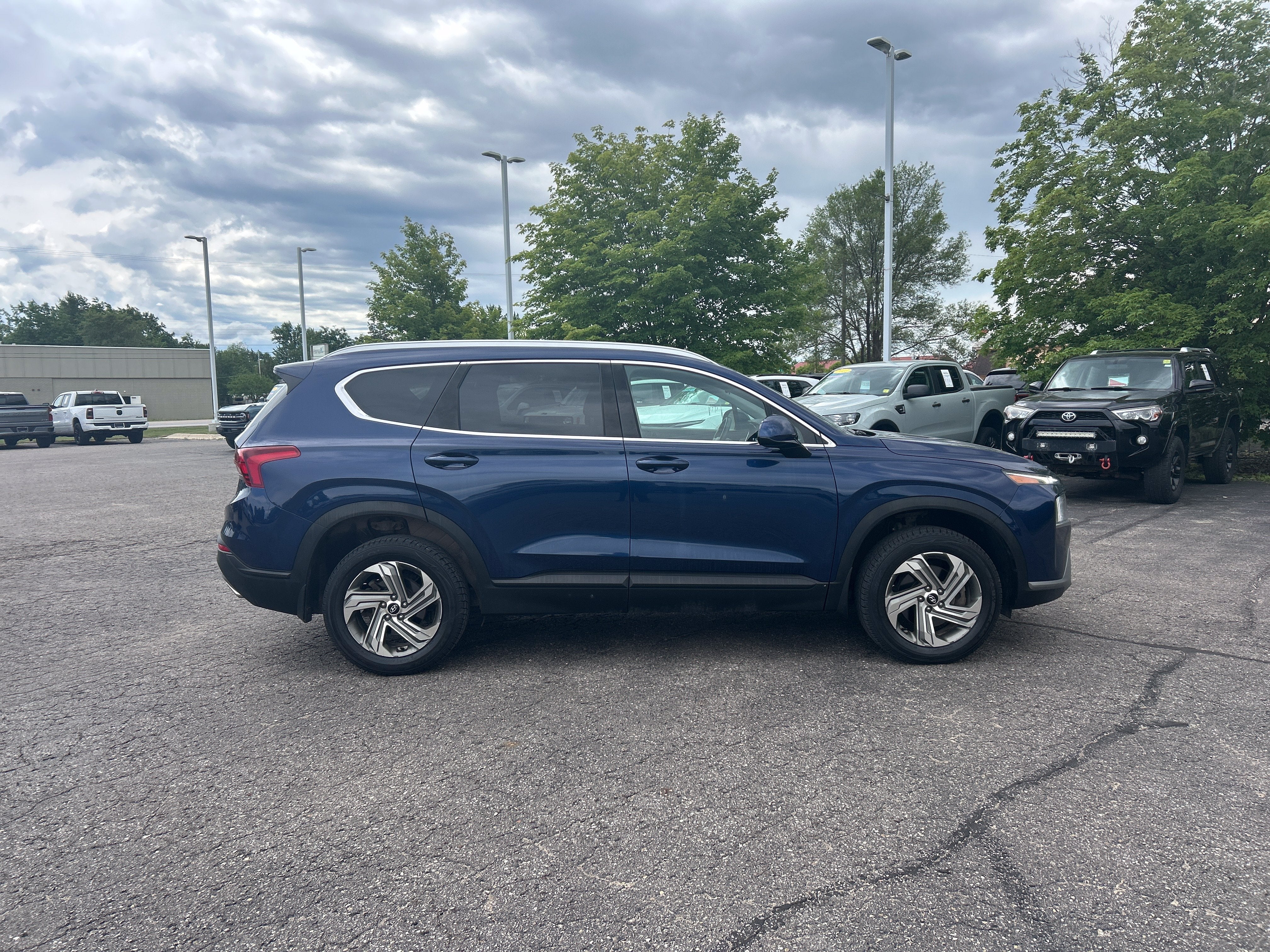 2022 Hyundai Santa Fe Essential AWD