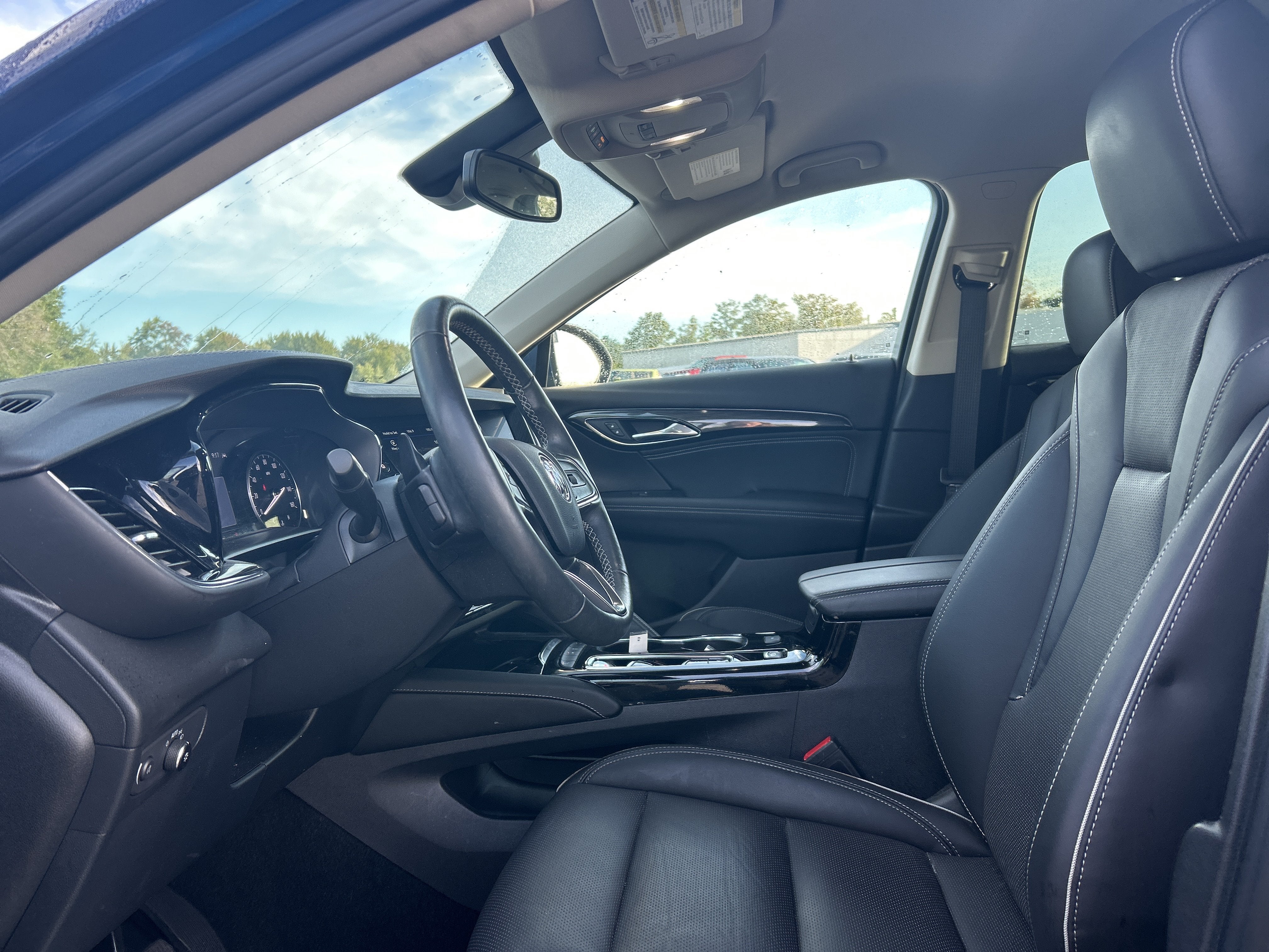 2023 Buick Envision Essence FWD