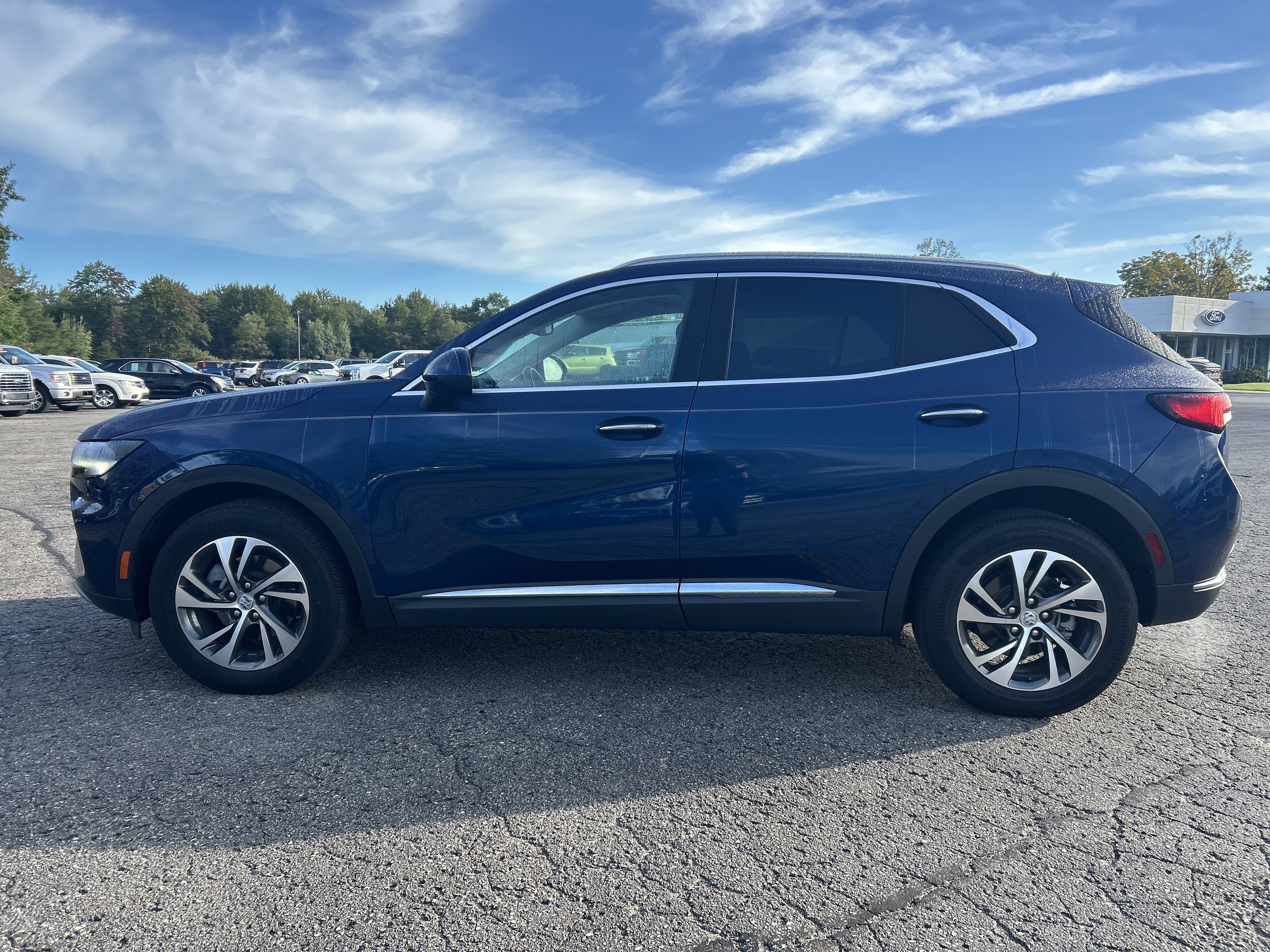 2023 Buick Envision Essence FWD