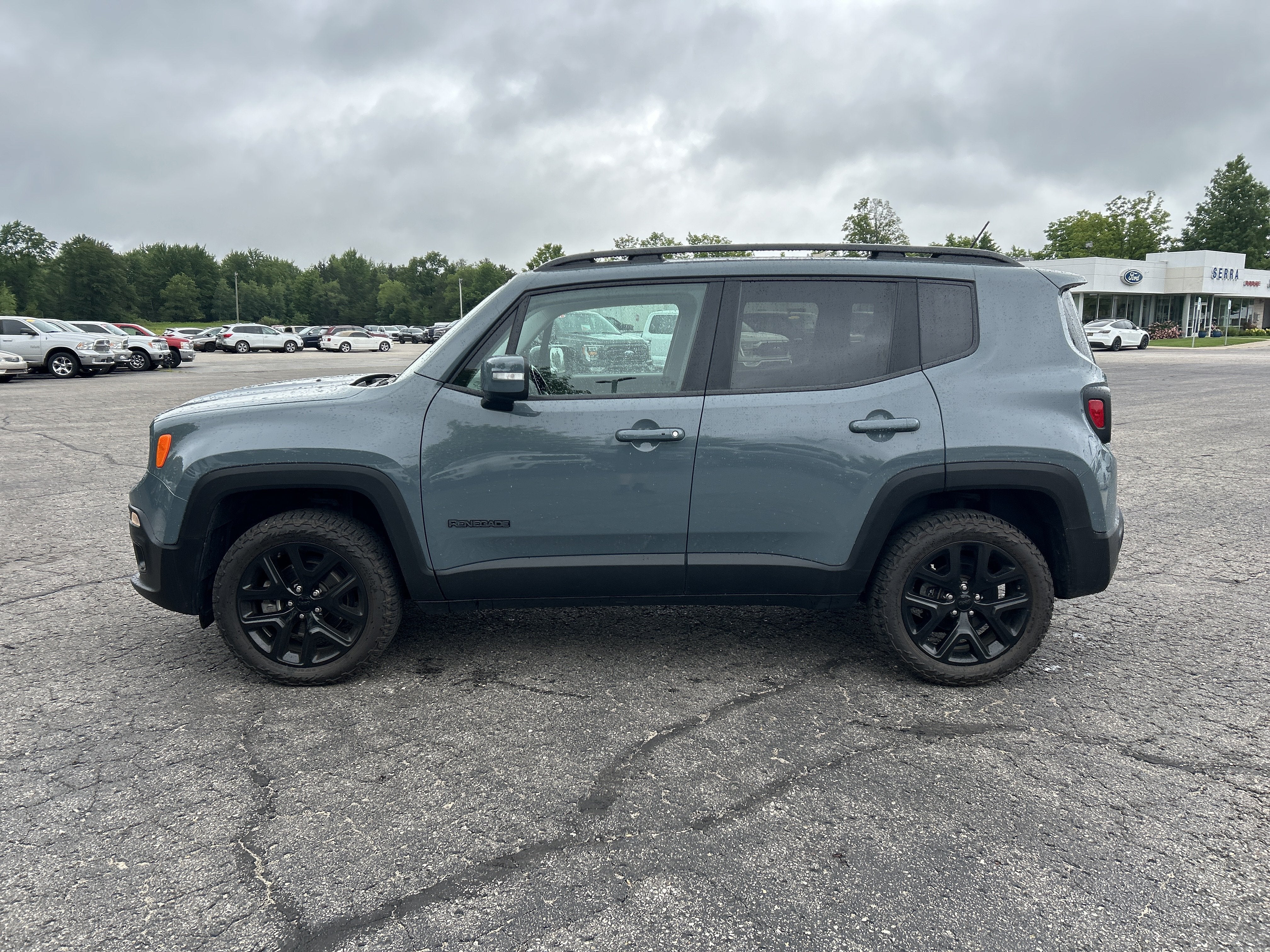 2017 Jeep Renegade Altitude